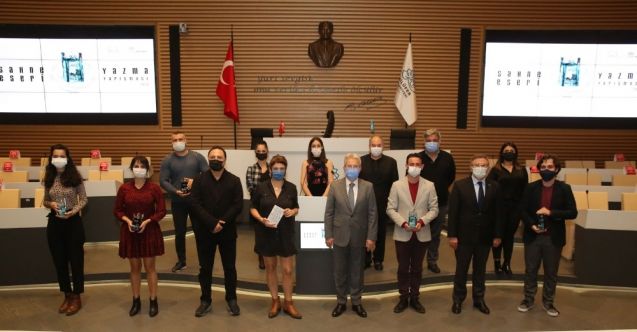 Nilüfer Belediyesi, Türk tiyatrosuna yeni eserler kazandırdı