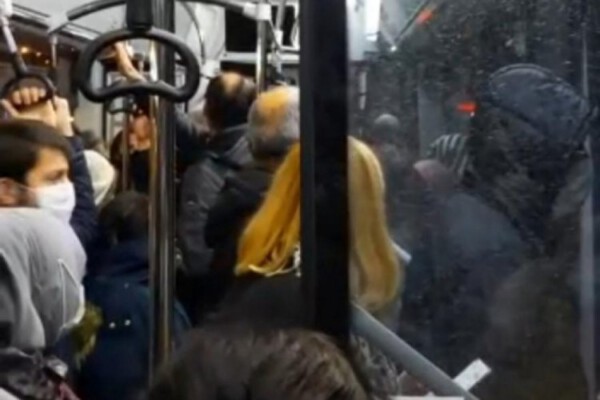 Tıka Basa Dolu Olan Otobüste Yolcular İsyan Etti!