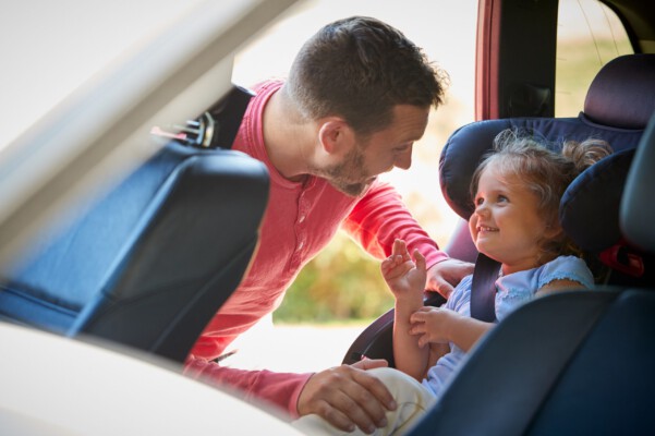 Araçta çocuk güvenliğini sağlayacak 6 öneri