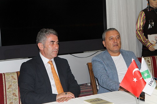 Bursa’lı Tarihçi Doç. Dr. Celil BOZKURT Dağder’de tarih severlerle bir araya geldi