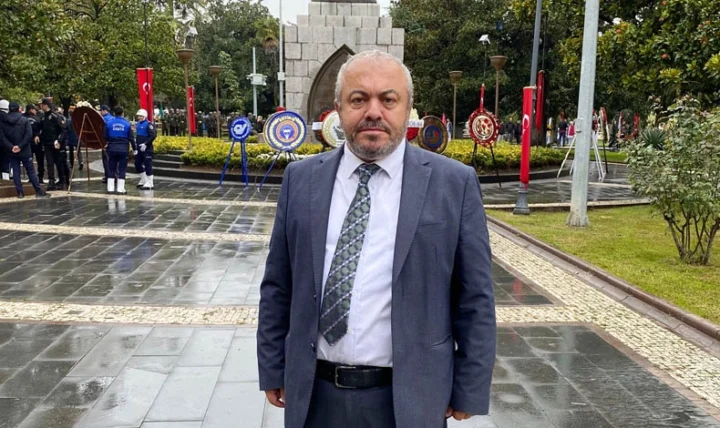 İsmail Türk, Kaşif Kozinoğlu’nu mezarı başında andı