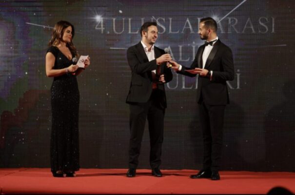4. Uluslararası Kalite Ödüllerinde Parlakyiğit ödülünü aldı!