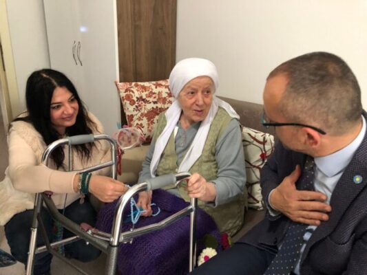 İYİ İnsanlar Olgun İnsanların Dertlerine Derman Oldu!