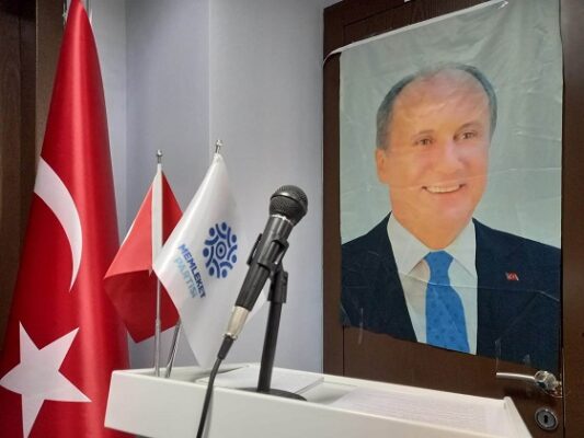 “DÜRÜST İLKELİ SİYASETİ ÖĞRETECEĞİZ”