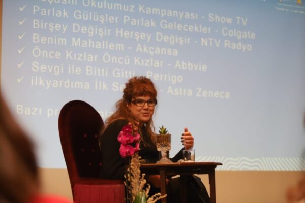 UNUTMAMA HAREKETİ