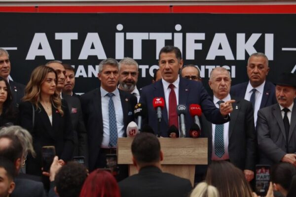 ZAFER GEMLİK; Türk Askerine, Türk Polisine, Türk Jandarmasına Kurşun Sıkan Alçaklarla El Sıkışanlar, Bu Kapıdan, Bu İttifaktan Asla İçeri Giremeyecekler!”