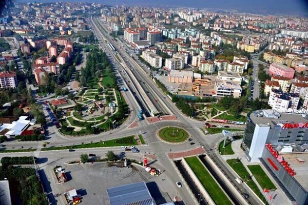 “BURSA’NIN YÜKÜ NİLÜFER’İN OMUZLARINDA, NİLÜFER’İN BÜTÇEDEN DAHA FAZLA PAYALMASI GEREK”