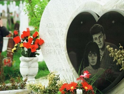 Modern Romeo ve Jüliet’in aşkı ilham verdi