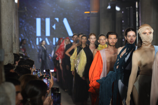 IFA PARIS İSTANBUL KAMPÜSÜ MEZUNİYET DEFİLESİ TASARIMLARIYLA GÖZ KAMAŞTIRDI