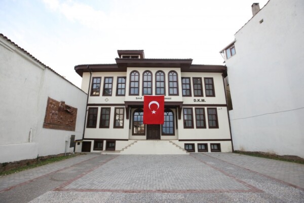 Dağ fare’yimi doğurmuş? Yada fare dağ ‘ımı? doğurmuş sizler karar verin