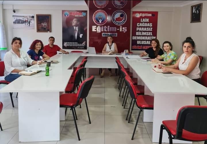 Eğitim-İş Bursa; Okula başlama maliyeti yüzde 126’ya kadar yükseldi! Milli Eğitim hala….