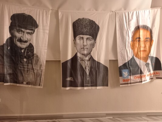 DSP Bursa’da Rozet Coşkusu! “Bursa’nın Sorunlarına Çare Olmak İçin Geliyoruz!”