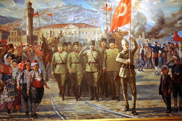 9 Eylül İzmir’in Kurtuluşu Savaşımızın Sembolüdür