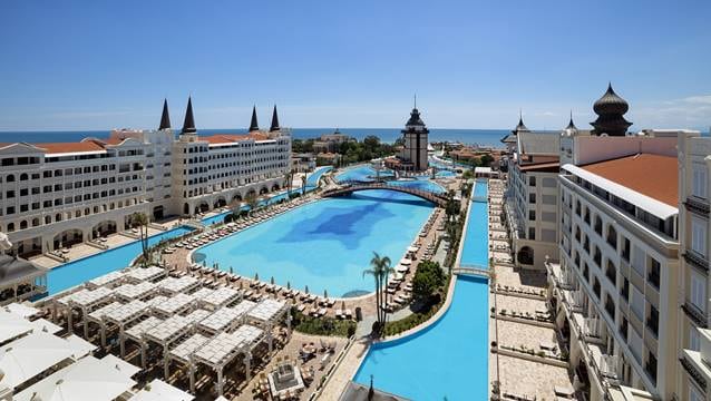 TITANIC HOTELS İLE YAZI KEYİFLE GEÇİRİN : HER AN HER YERDE EĞLENCE