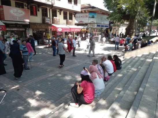 Avludaki Çakma Bank ve Taciz Olayına “Zafer” Bakışı…