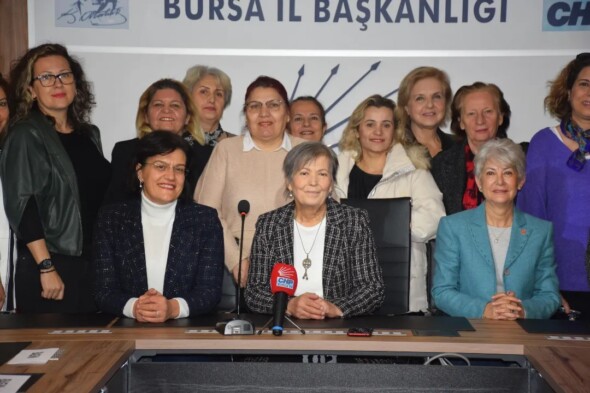 CHP İL KADIN KOLLARI BAŞKANI OKUMUŞ: BİZ KADINLAR İÇİN EŞİTLİK MÜCADELESİ, BİR HAK MÜCADELESİDİR
