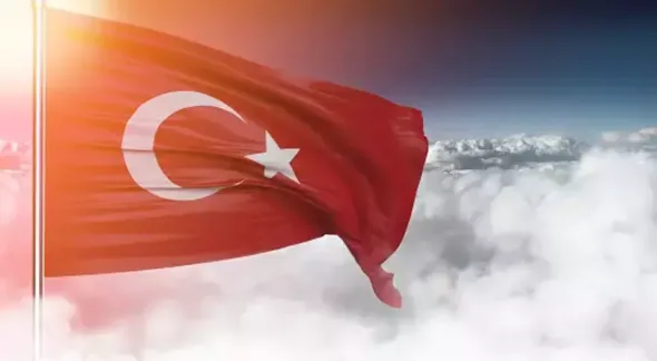 TÜRK BAYRAĞINI BİZE NİNELERİMİZ SEVDİRDİ
