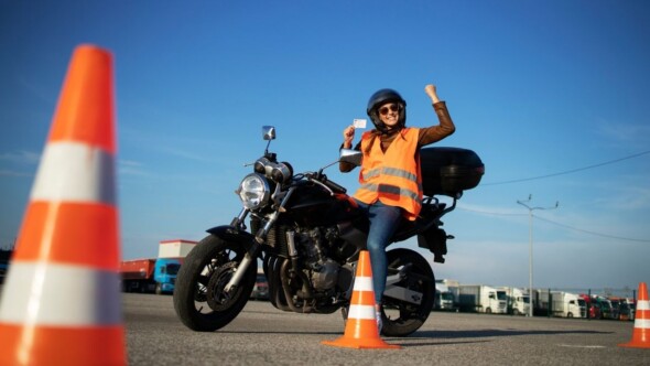 B SINIFI EHLİYET SAHİPLERİ ARTIK 125 CC’YE KADAR MOTOSİKLET KULLANABİLECEKLER