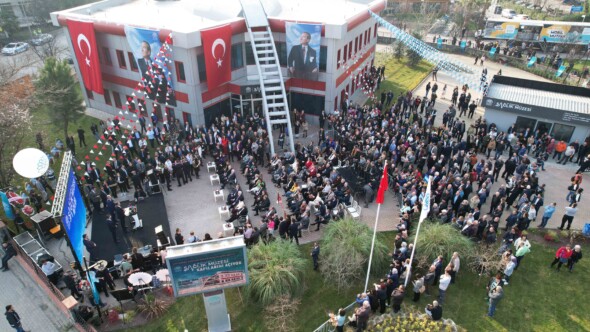 Nilüfer’in Sağlık Müzesi’ni CHP Genel Başkanı Özgür Özel açtı
