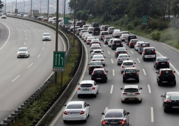 Deviren, “Yapacağımız tır garajıyla trafik sorununu çözeceğiz”