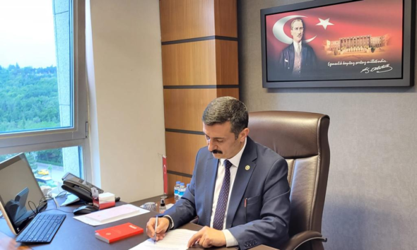 TÜRKOĞLU’NDAN BAKAN IŞIKHAN’A EMEKLİLİKTE “MAAŞ FARKI” SORULARI!