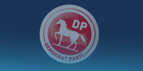 Kayyuma Demokrat Bakış! “Çift Kutuplu Siyaset Vatandaşın Bakış Açısını Merkeze Kaydırdı!”