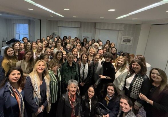 KAGİDER GLOBAL, İLK TANITIM DAVETİNİ NEW YORK’TA YAPTI: TÜRK İŞ KADINLARI, KADIN GİRİŞİMCİLER, AKADEMİSYEN VE YAZARLAR KÜRESEL DAYANIŞMA İÇİN BULUŞTU!