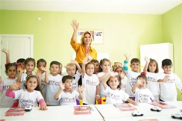 GÜLBEN ERGEN SÖZÜNÜ TUTTU ÇOCUKLAR GÜLSÜN DİYE DERNEĞİ NARİN ANAOKULU’NU DİYARBAKIR’DA AÇIYOR