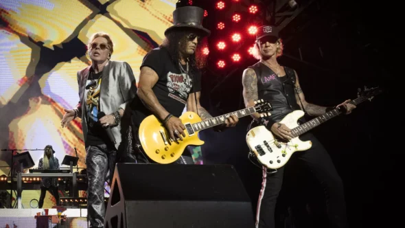 GUNS N’ ROSES EFSANESİ İSTANBUL’DA TARİHİ YENİDEN YAZDI!