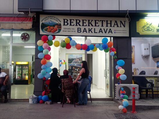 Odun Ateşinde Kızaran Efsane Lezzet Artık Bursa’da!