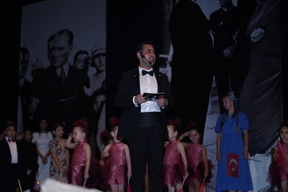 Fırat Demir Kimdir? Sanatın ve Kültürün Adanmış İsmi