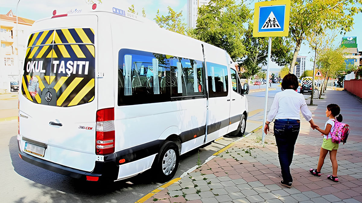 Eğitim İŞ Bursa; “Ya Köyümdeki Okulu Aç Yada Servisimi Ver!”