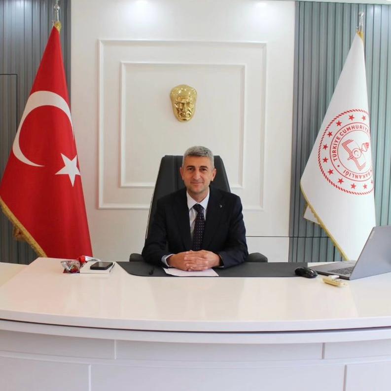 GERCÜŞ MİLLİ EĞİTİM MÜDÜRÜ ÜMİT DURSUN DÖNEMİ: EĞİTİMDE KALİTE VE MODERN YAKLAŞIM