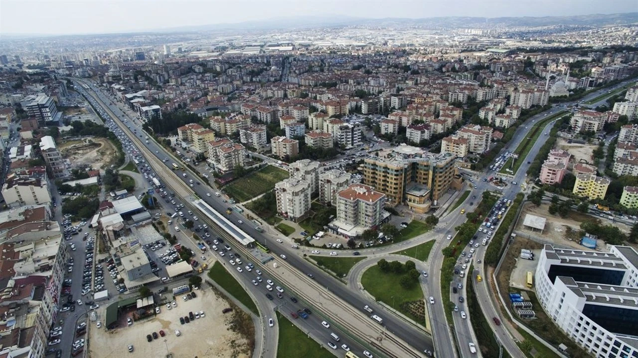 Bursa’da Eğitim Alarmı: “Nilüfer ve Yıldırım Bangladeş Seviyesine Eşitlendi”