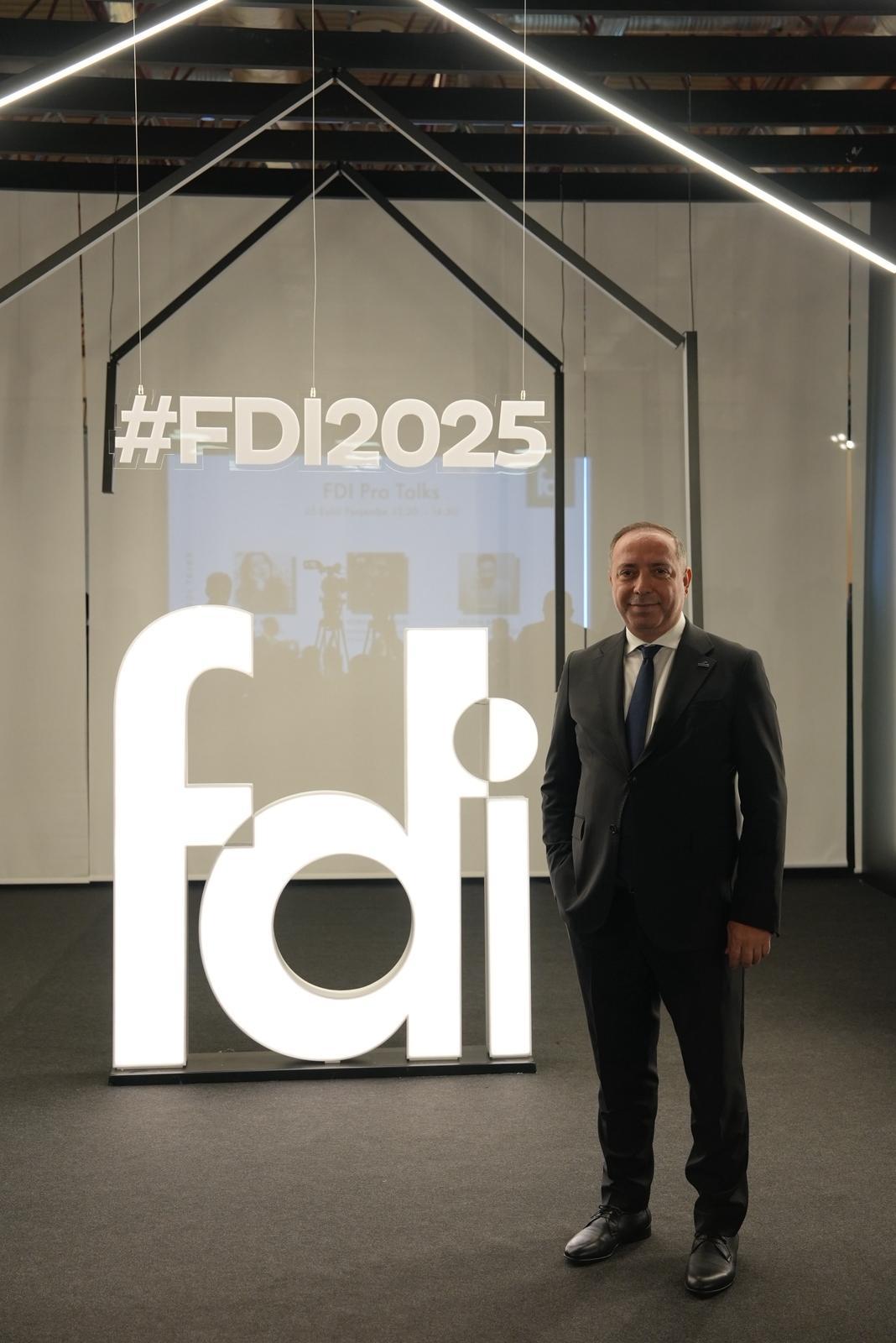 FDI 2025: Türk Tasarımının Yaratıcı Vizyonu İstanbul’da Ezber Bozdu