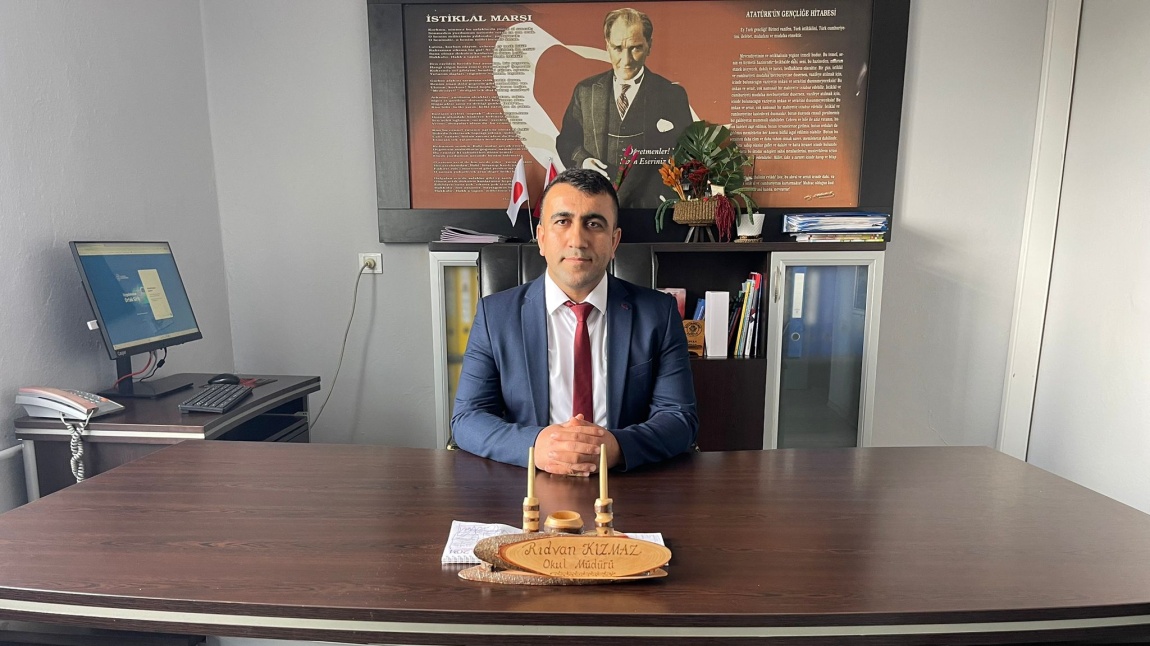 GERÇÜŞ ATATÜRK İLKOKULU MÜDÜRÜ RIDVAN KIZMAZ’DAN EĞİTİME DEĞER KATAN ÇALIŞMALAR