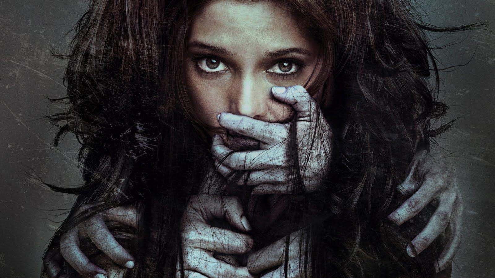 Görünmeyen (The Apparition)
