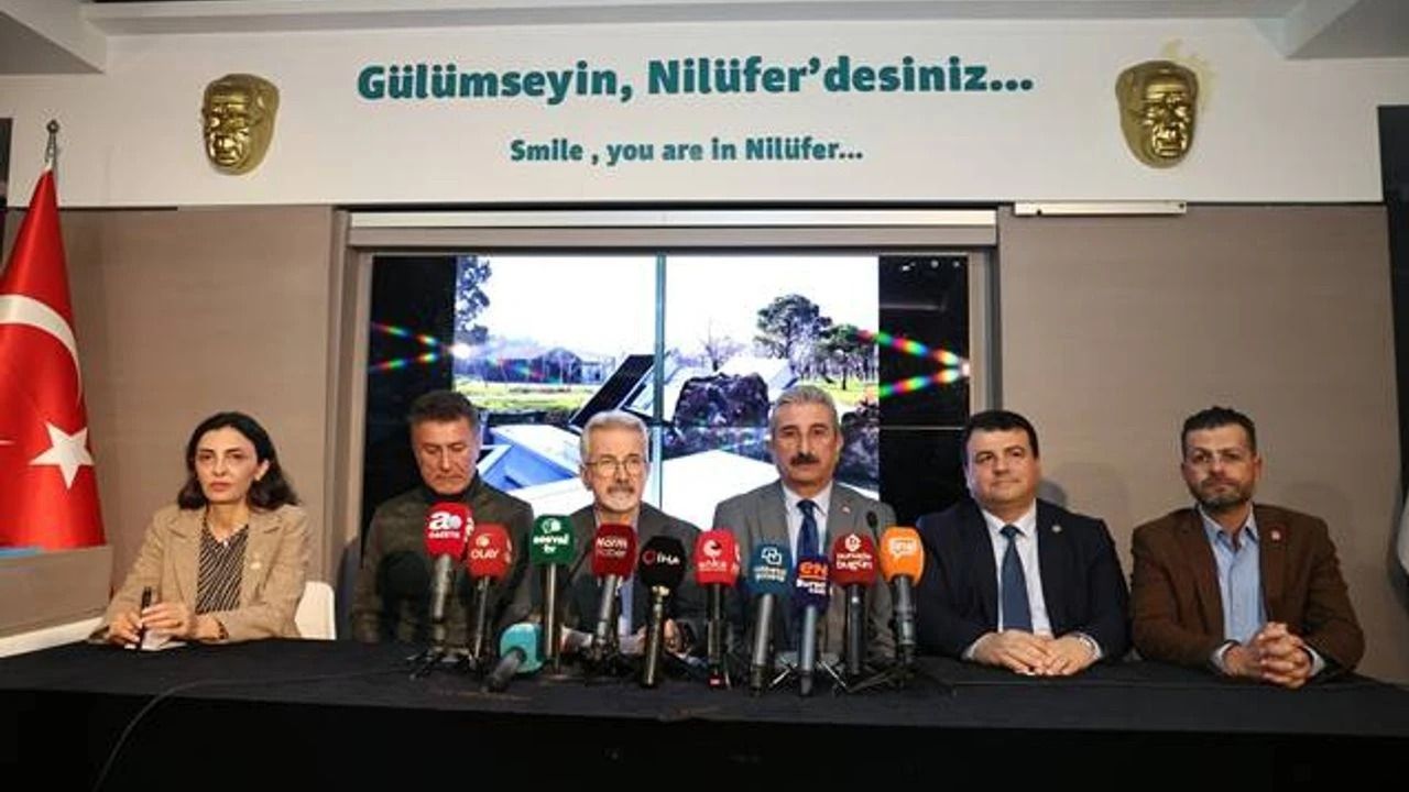 KORKMADAN, GERÇEKLERDEN KOPMADAN, DEĞERLERDEN SAPMADAN, YILARCA DOST DEDİKLERİNE İHANET ETMEDEN