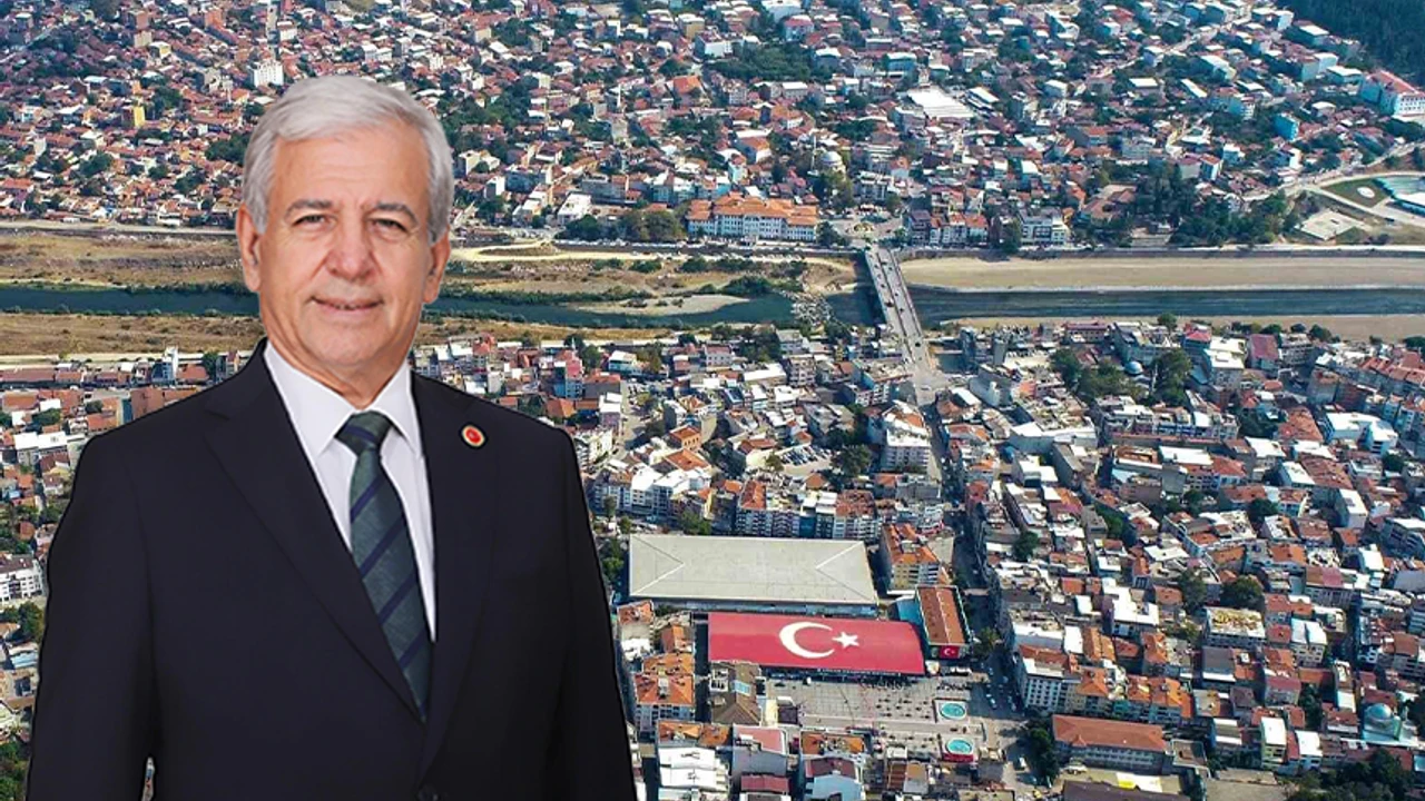 Akın’dan Öğretmenler Günü Mesajı