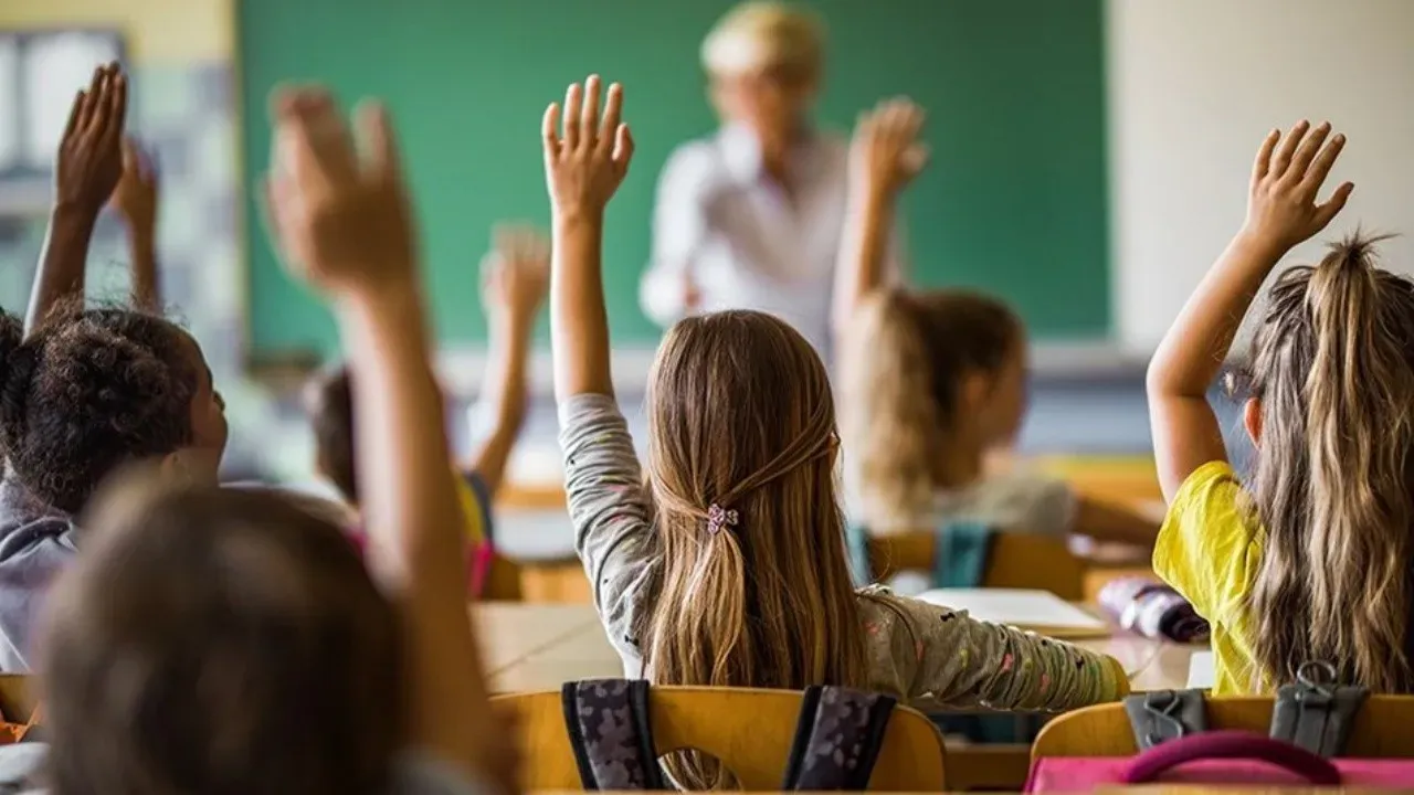 “117 Okul Eksik, Güvensiz Okullarda Eğitim Devam Ediyor!”