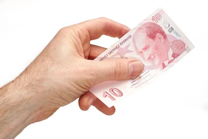 EMEKLİ VAR, AİDAT VAR, DERNEK VAR… PEKİ GERÇEKTEN SAHİP ÇIKAN VAR MI?