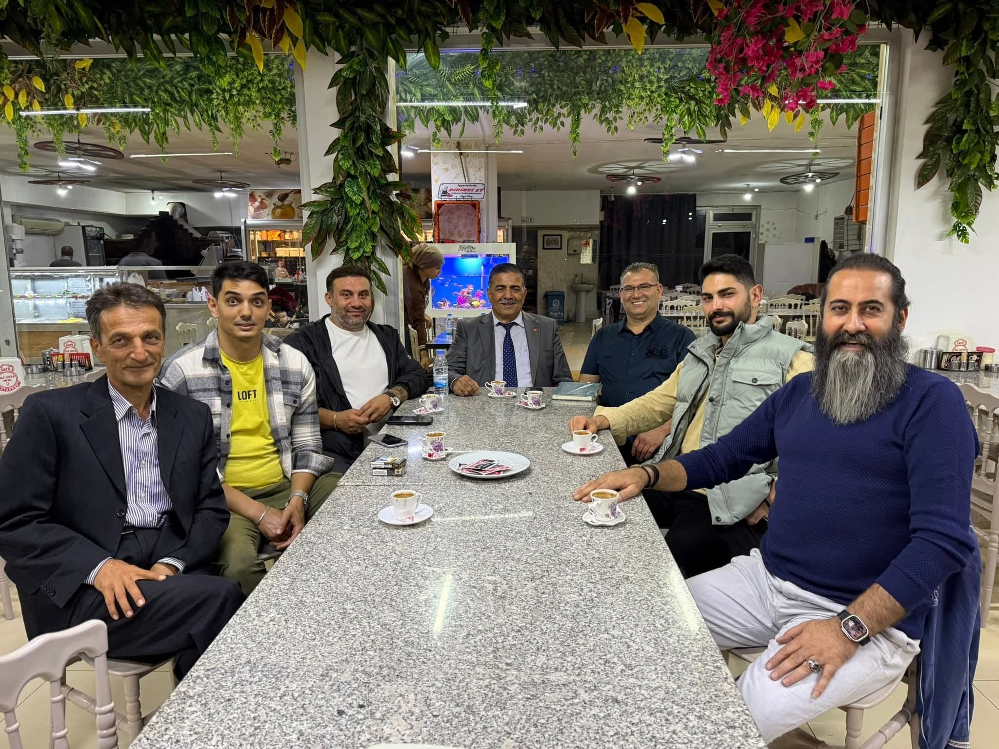 Adnan Asar Gönüllerin Başkanı Olmaya Devam Ediyor