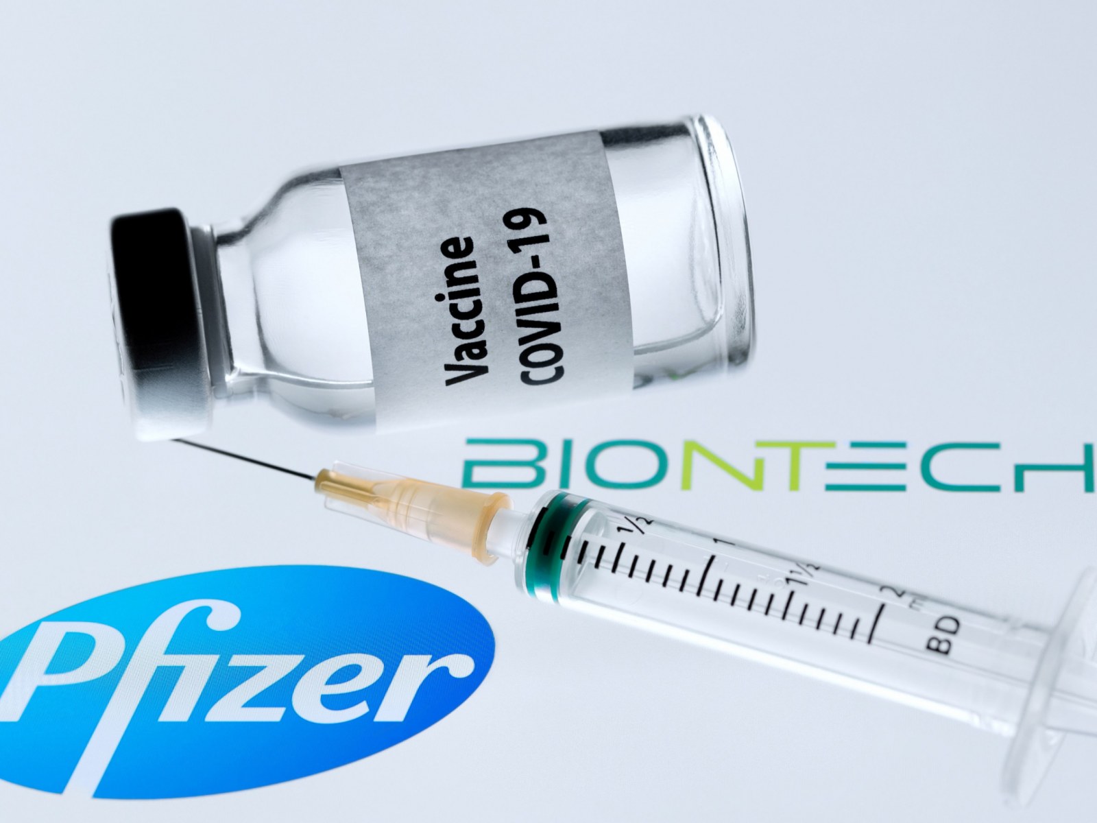 BIONTECH AŞISI MI, BÜYÜK BİR KANDIRMACA MI?