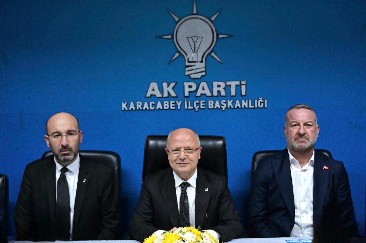 BÜYÜKŞEHİR’DEKİ TUTARSIZ YÖNETİM BURSA’YA ZAMAN KAYBETTİRİYOR