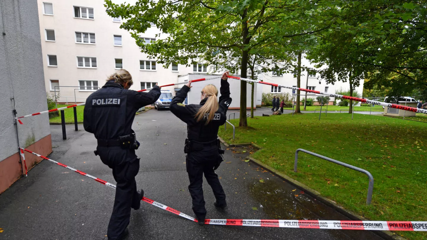 Hamburg Jungfernstieg’te Bıçaklı Kavga: Polis İran Rejimi Karşıtı Gösteriyle Bağlantıyı Araştırıyor