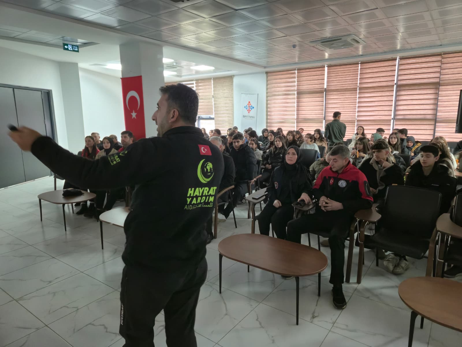 DÜNYA İYİLİKLE DEĞİŞİR: HAYRAT’TAN BATMAN’DA GÖNÜLLERE DOKUNAN FAALİYETLER