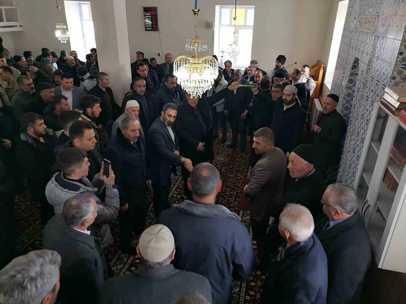 Hınıs Ovakozu Mahallesi’nde Yıllardır Süren Husumet Barışla Sona Erdi