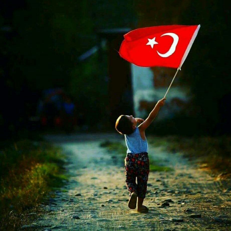 BAYRAK SEVGİSİ K.BALIKLI’DA DORUĞA ULAŞTI..!!