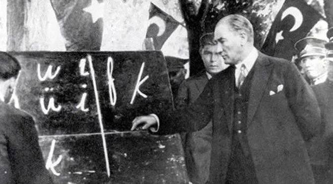 ANADİL HAKTIR VE ZENGİNLİĞİMİZDİR YASAKLANAMAZ. BÊ ZIMAN JİYAN NABE