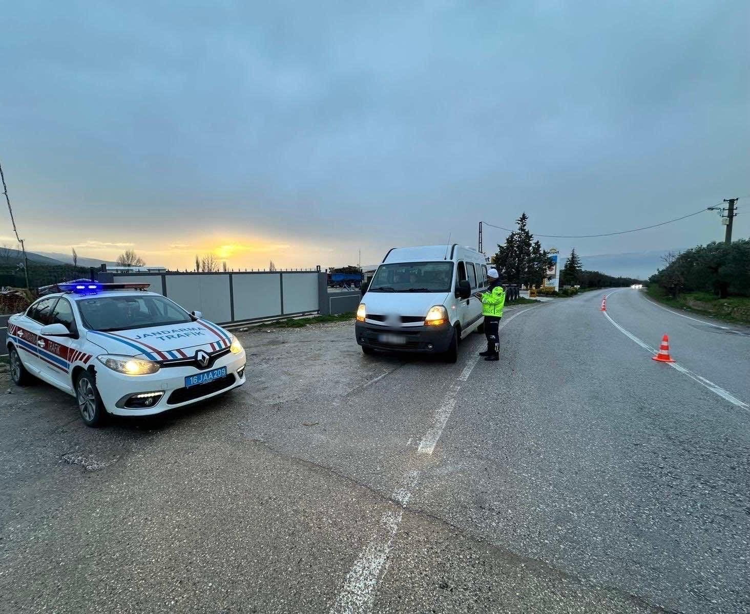 OKUL ZİLİ ÇALDI, JANDARMA GÖREV BAŞINDA